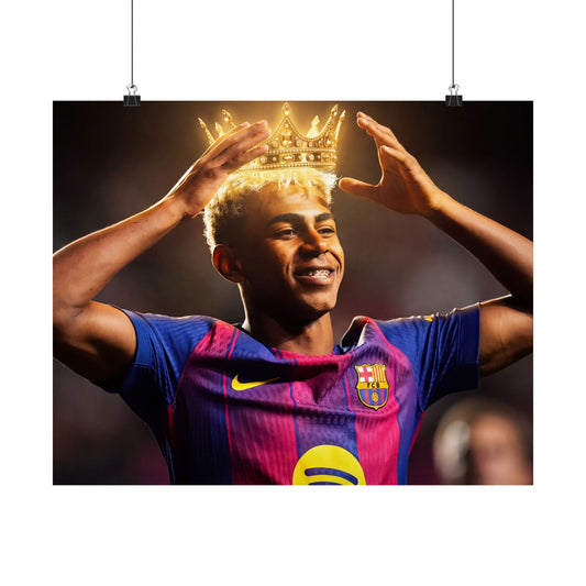 Lamine Yamal futbol King Poster — Crowned Player Wall Art